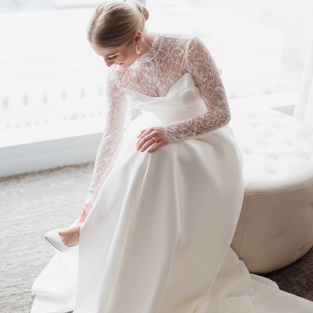 White lace wedding topper from BHLDN